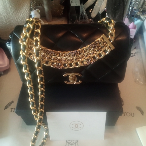 New Chanel Crossbody - Picture 9 of 9